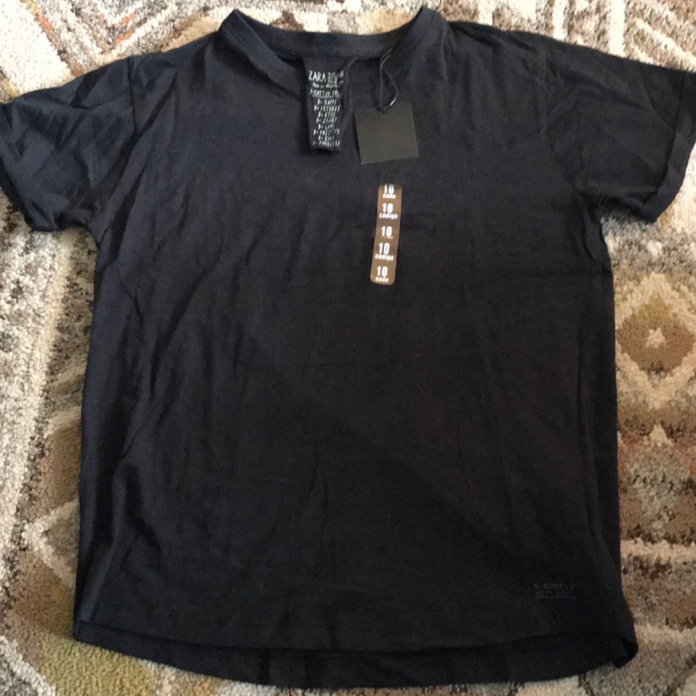 NWT Zara Boys Black T-Shirt, Size 9-10